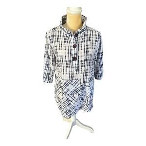 Terra SJ Apparel Artsy Tunic Top with Wire Collar Size Small